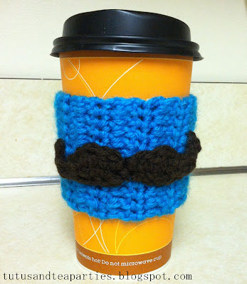 {Free Pattern} Crochet Mustache Applique Pattern