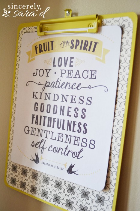 Fruit of the Spirit // Free Printable + 9 more free printable wall art pieces that you won't believe are free!